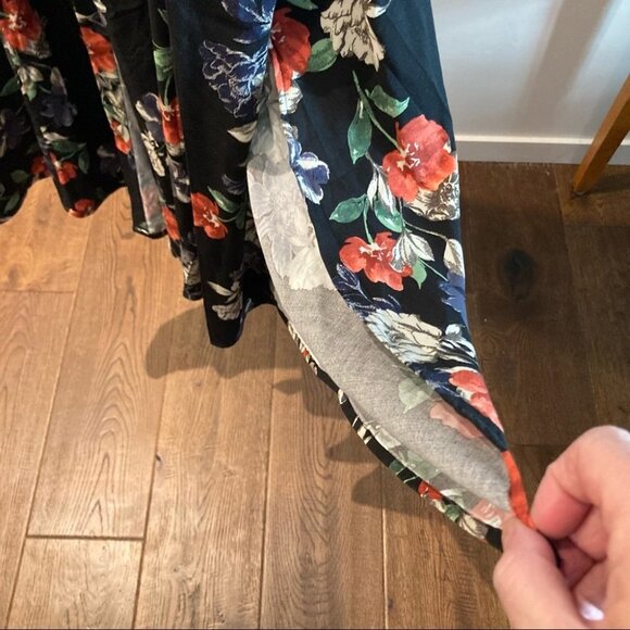 TORRID Sz 4X Maxi Dress Button Down Floral 3/4 Sleeves Hoops for Belt - Picture 7 of 14